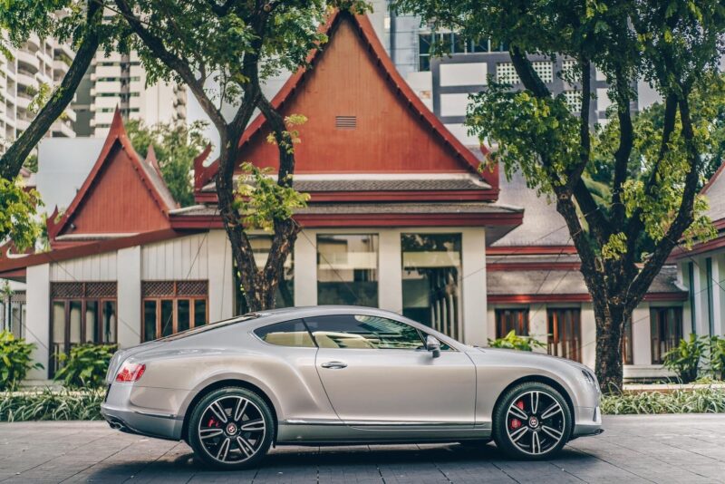 ด้านข้างของ Bentley Continental GT