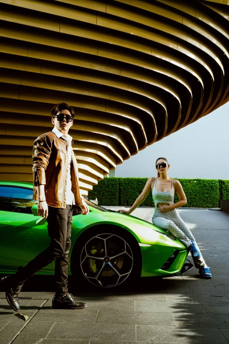 เช่ารถหรู ถ่ายรูปคู่รถ Supercar Lamborghini