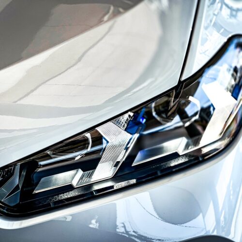 ไฟหน้า LED ของ BMW X5 2024